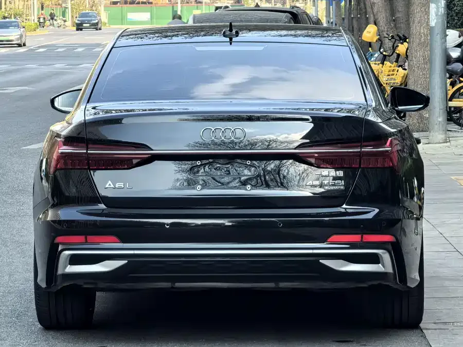 Audi A6L 2024 45 TFSI Premium Dynamic Model 2024 — миниатюра 2