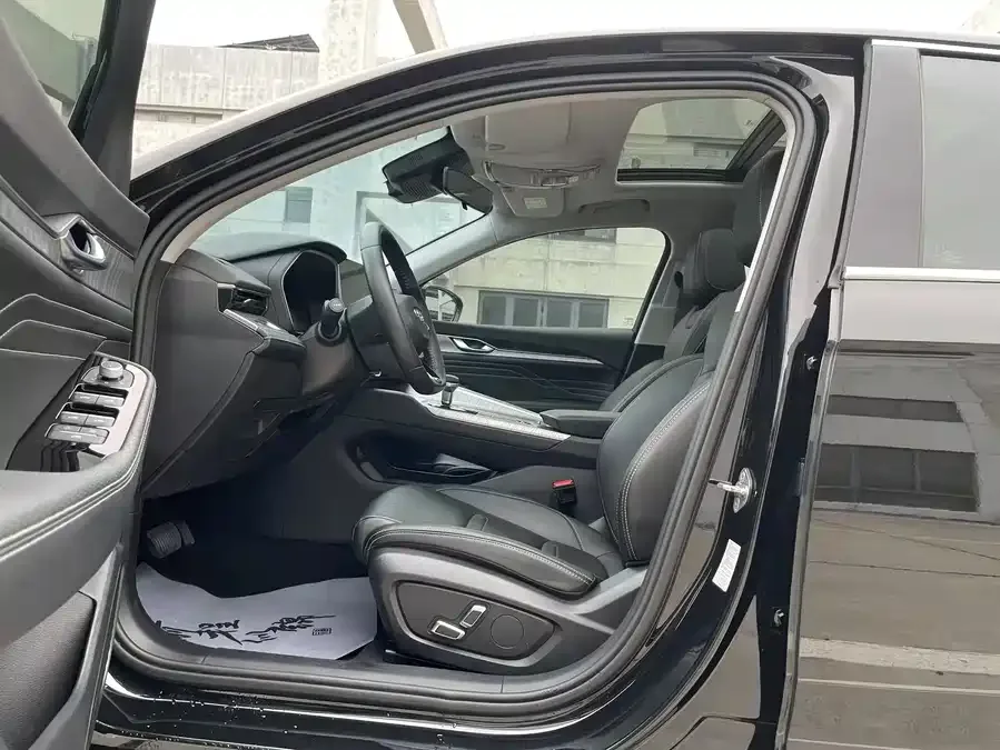 Geely Xingrui Xingrui 2023 2.0TD Luxury 2023 — миниатюра 4