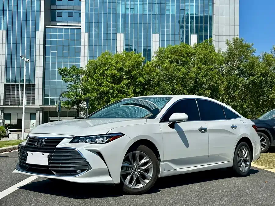 Toyota Avalon 2022
