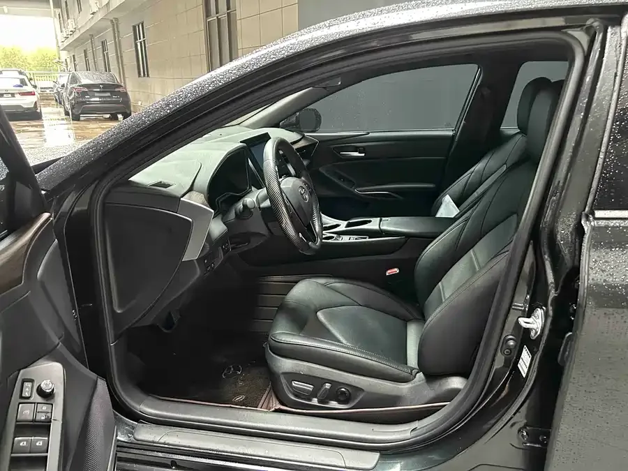Toyota Avalon Avalon 2023 2.0L Premium Edition 2024 — миниатюра 4