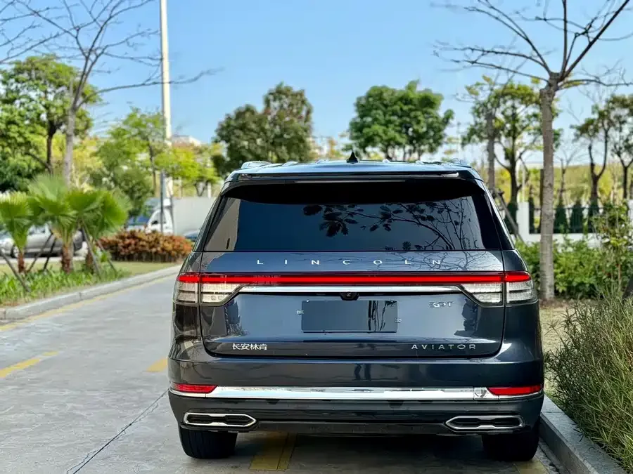 Lincoln Aviator Aviator 2022 3.0T V6 4WD Elegant Edition 2022 — миниатюра 5