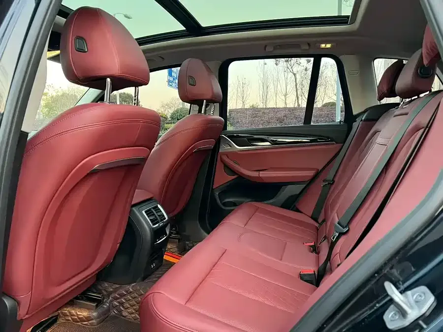 BMW X3 2022 facelift xDrive25i M Sport package 2022 — миниатюра 2