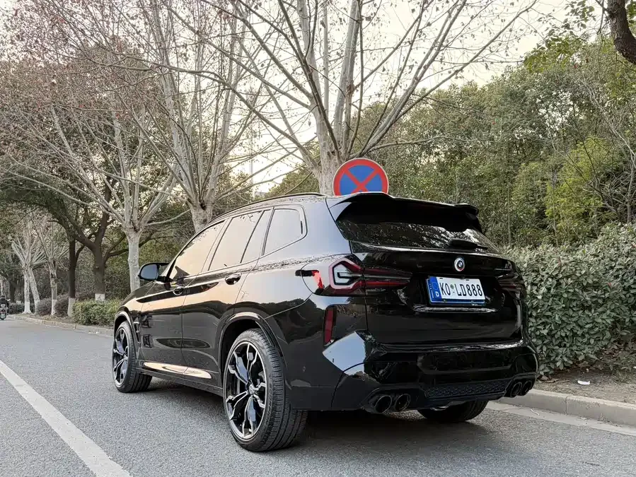 BMW X3M BMW X3 M 2022 X3 M Thunder Edition 2023 — миниатюра 4