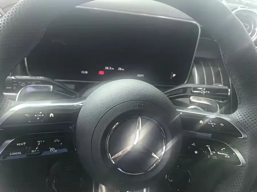 Mercedes-Benz GLC AMG 2026 Mercedes-Benz GLC AMG 43 4MATIC 2026 — миниатюра 5