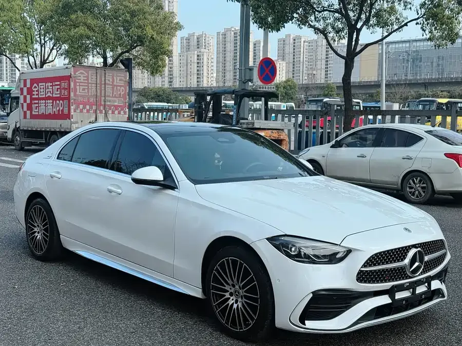 Mercedes-Benz Class C 2023