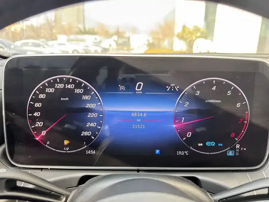 Mercedes-Benz Class C Mercedes-Benz C-Class 2022 facelift C 260 L sports version 2022 — миниатюра 4