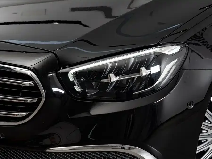 Mercedes-Benz E-Class Mercedes-Benz E-Class 2023 facelift E 300 L Fashion Edition 2023 — миниатюра 2
