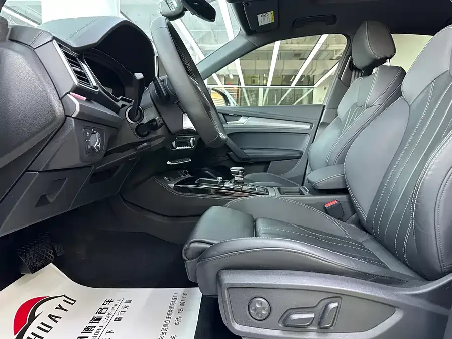 Audi Q5L Sportback 2022 40 TFSI RS kit burning speed type 2022 — миниатюра 2