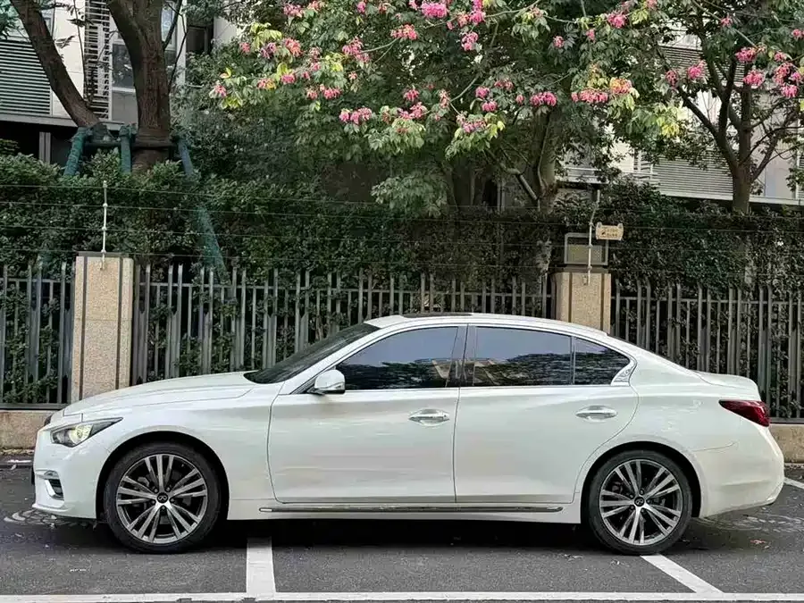 Infiniti Q50L 2022 2.0T Enjoy Edition 2023 — миниатюра 4