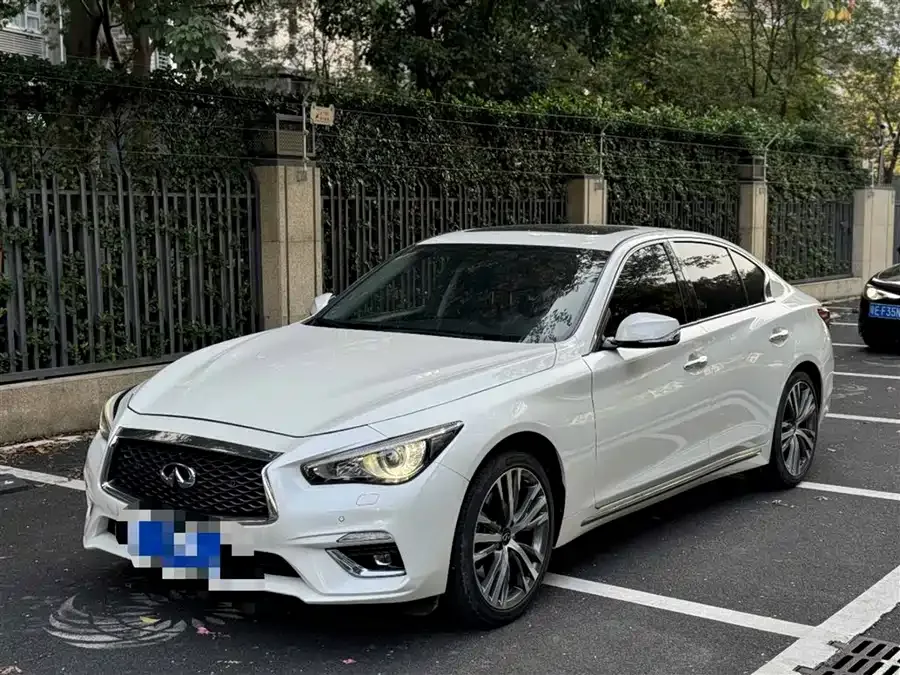 Infiniti Q50L 2022 2.0T Enjoy Edition 2023 — фото 1, купить с доставкой в Москву