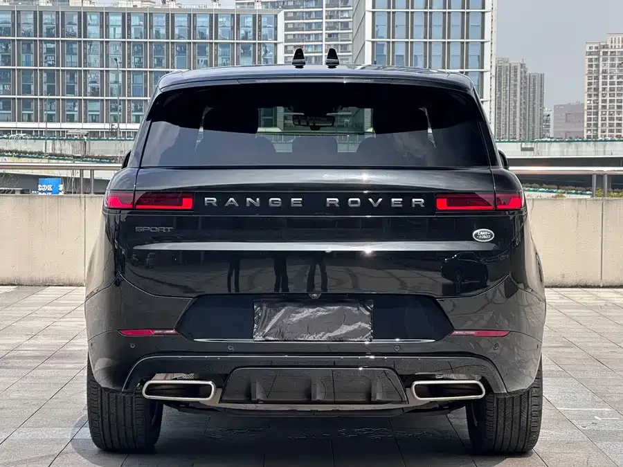 Land Rover Range Rover Sport Range Rover Sport 2024 400PS Dynamic SE 2024 — миниатюра 4