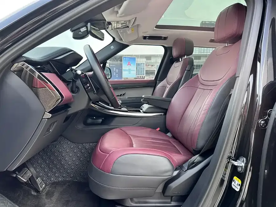Land Rover Range Rover Sport Range Rover Sport 2024 400PS Dynamic SE 2024 — миниатюра 5