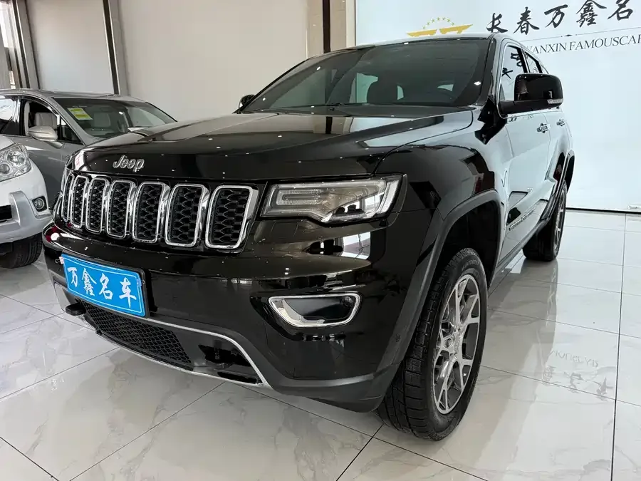 Jeep Grand Cherokee 2022
