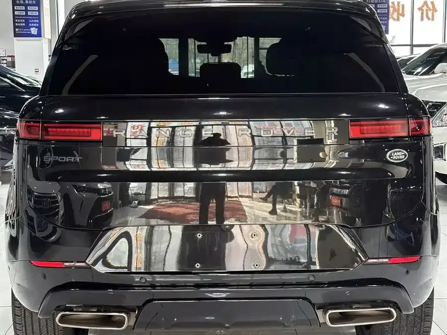 Land Rover Range Rover Sport Range Rover Sport 2024 400PS Dynamic SE 2024 — миниатюра 5