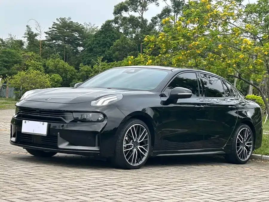 Lynk & Co 03 2022