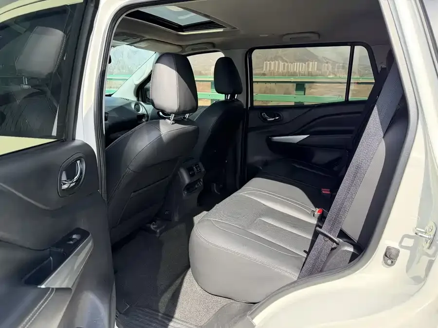 Nissan Terra 2020 Tuda 2.5L XV 4WD Automatic 4WD Flagship Edition 2023 — миниатюра 3