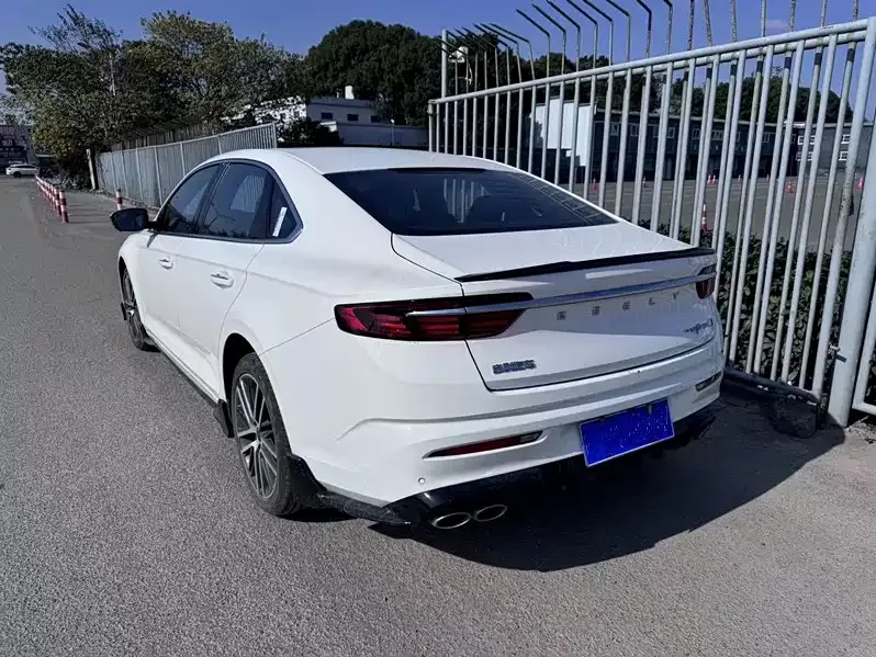 Geely Xingrui Xingrui 2023 1.5TD Kunlun Edition 2025 — миниатюра 4