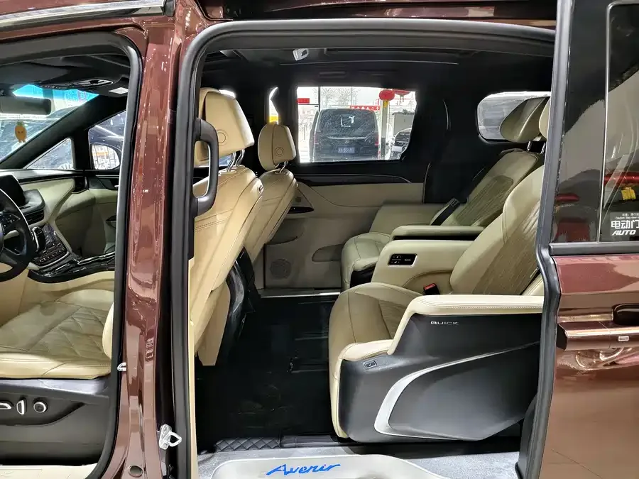 Buick GL8 2022 ES Lu Zun 653T Luxury Edition 2022 — миниатюра 2