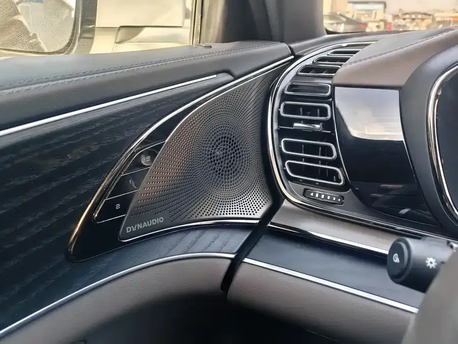 BYD Second-hand Han 2022 DM-i 121KM Premium Edition 2023 — миниатюра 3