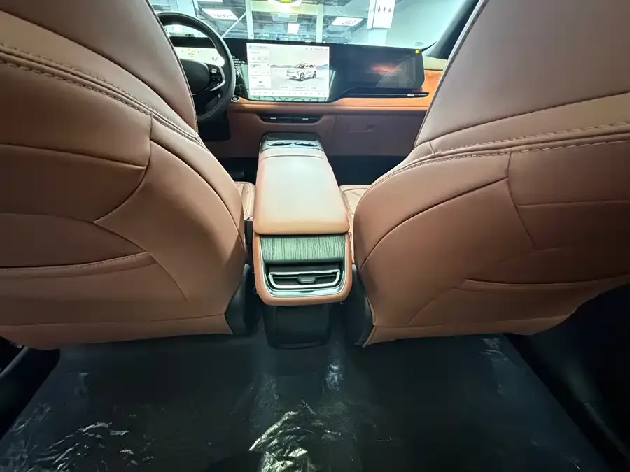 Changan CS75PLUS Changan CS75PLUS 2025 fourth-generation 1.5T New Blue Whale Smart Flagship Edition 2025 — миниатюра 3
