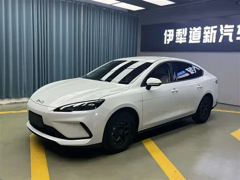 BYD seal 05 DM-i 2025 buy in Moscow