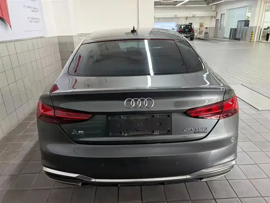 Audi A5 Audi A5 (Imported) 2023 Sportback 40 TFSI quattro Luxury Dynamic Edition 2023 — миниатюра 2