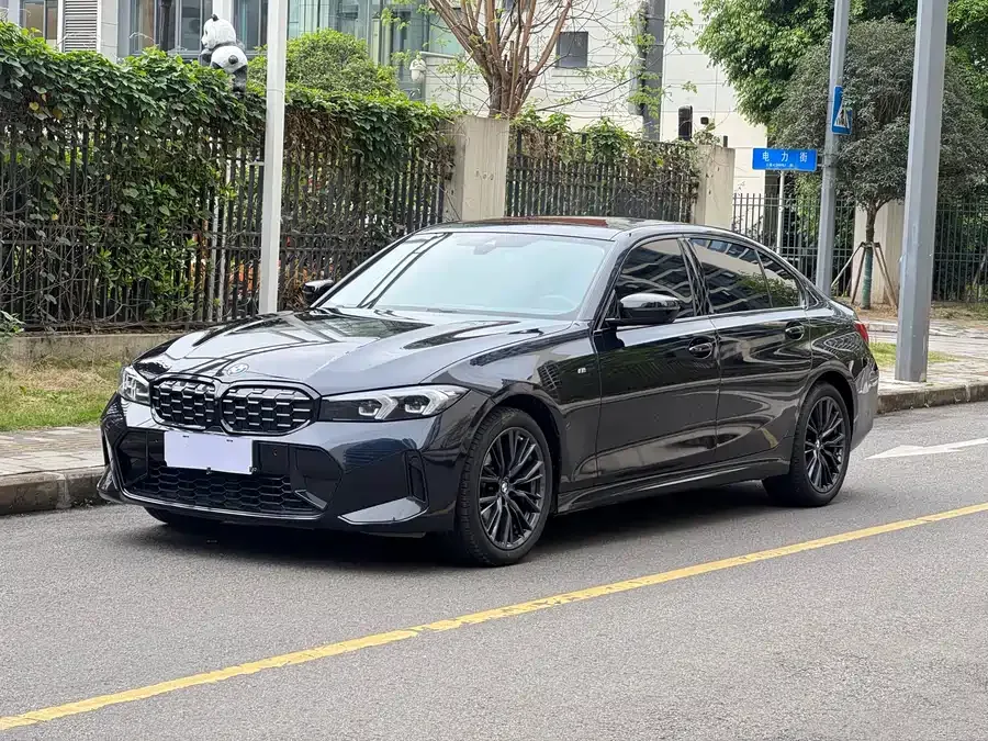 BMW 3 Series 2023