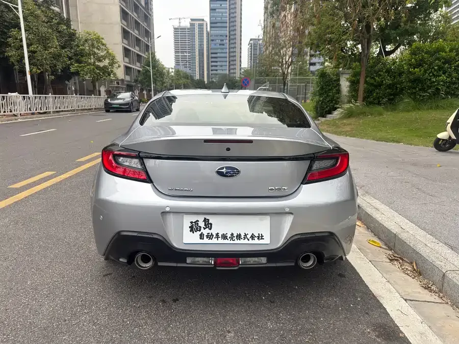 Subaru BRZ 2022 2.4L manual version 2022 — миниатюра 2