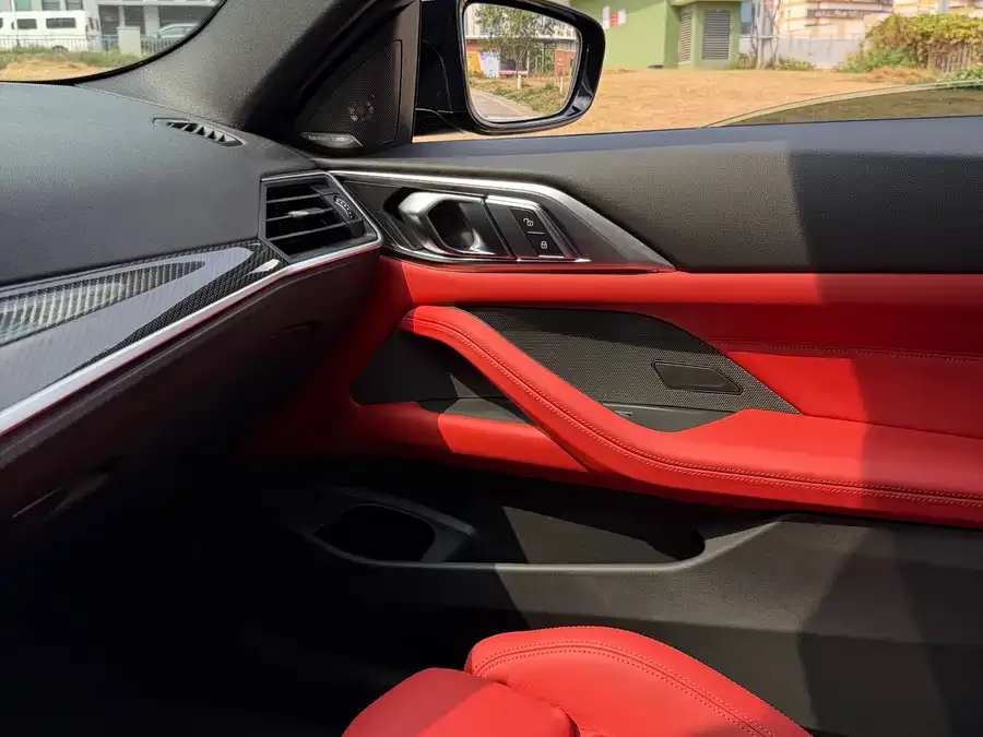 BMW M4 2023 M4 Coupe Thunder Edition 2024 — миниатюра 5