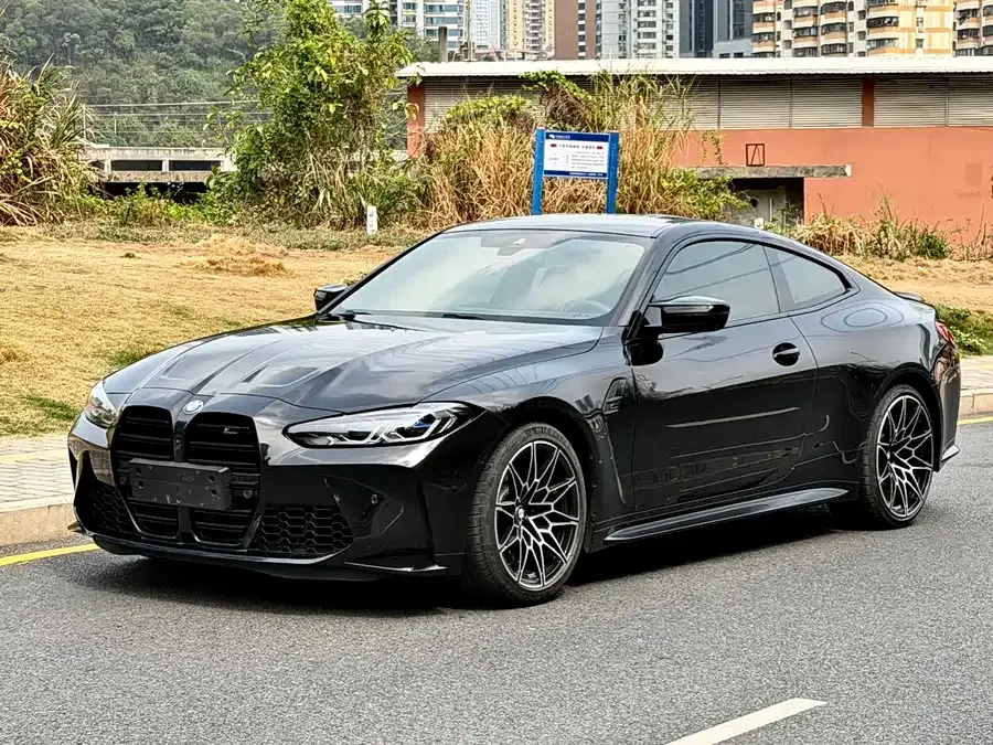 BMW M4 2024