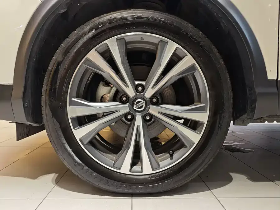 Nissan Qashqai Qashqai 2022 2.0L CVT XV Prem Luxury Edition 2022 — миниатюра 2