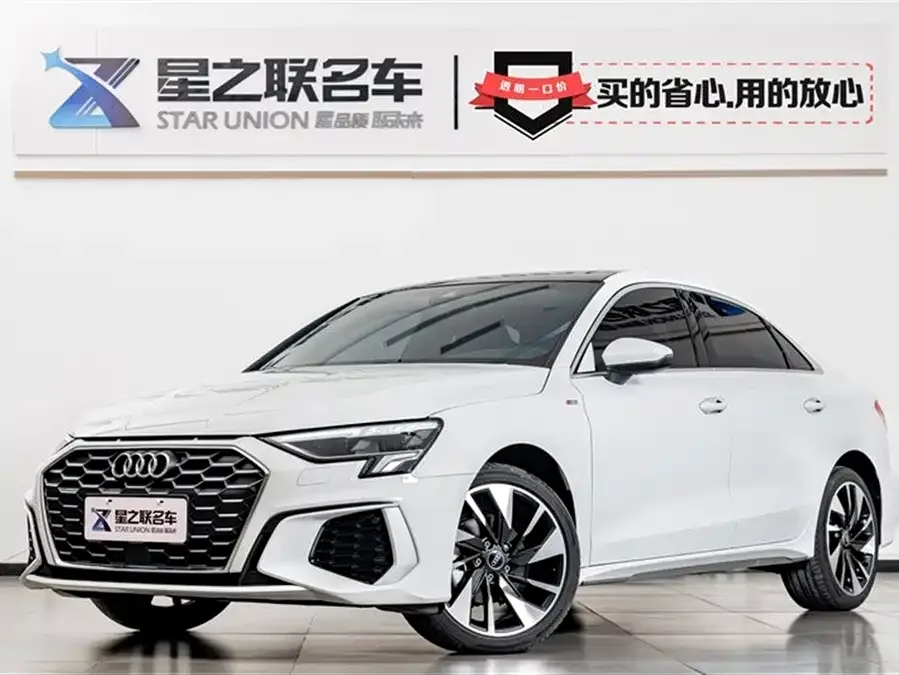 Audi A3 2024 A3L Limousine 35 TFSI Fashion Sports 2024 — фото 1, купить с доставкой в Москву
