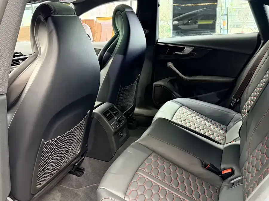 Audi RS 5 2023 RS 5 2.9T Sportback Obsidian Edition 2024 — миниатюра 3