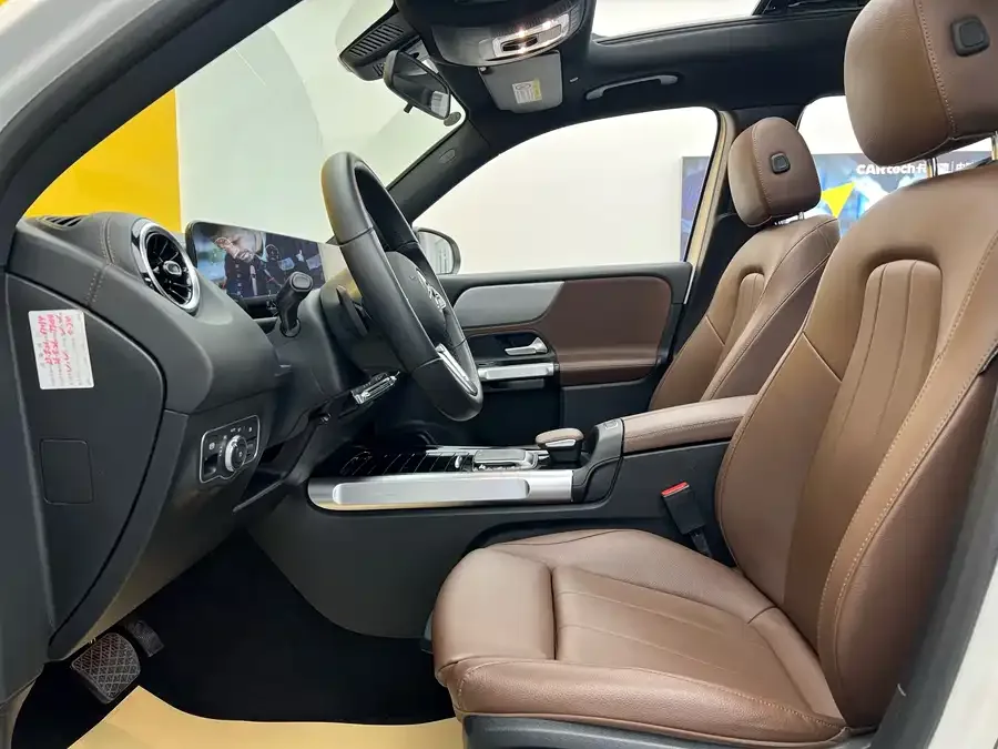 Mercedes-Benz GLB-Class Mercedes-Benz GLB 2023 GLB 200 Fashion Edition 2023 — миниатюра 4