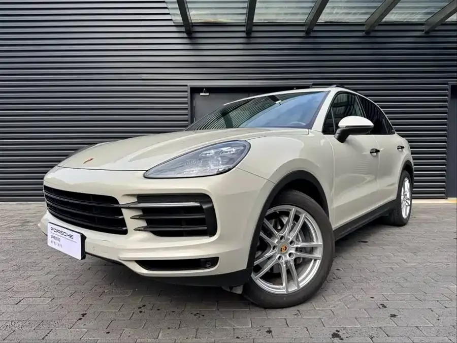 Porsche Cayenne 2022