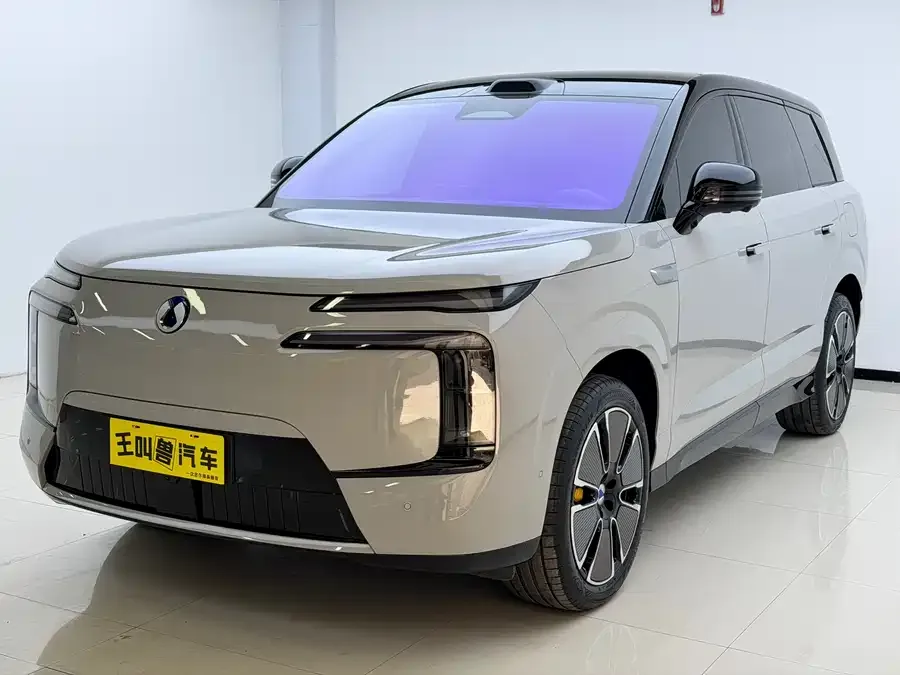 BYD N8L 2025