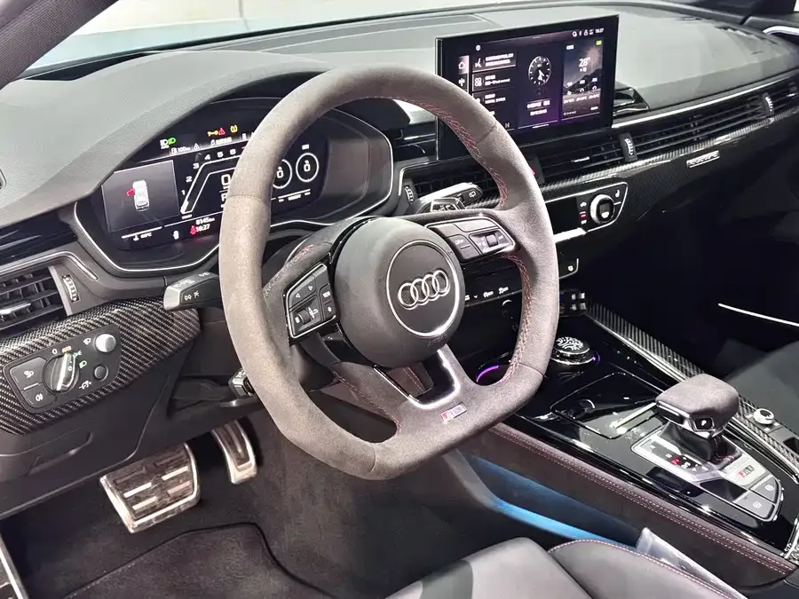 Audi RS 4 2024 RS4 Avant Engine Edition 2025 — миниатюра 4