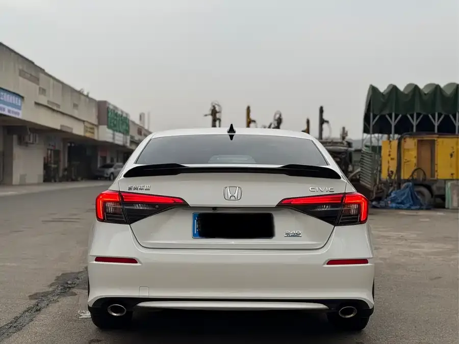 Honda Civic 2023 Civic 240TURBO CVT Sporty Control Special Edition 2023 — миниатюра 2