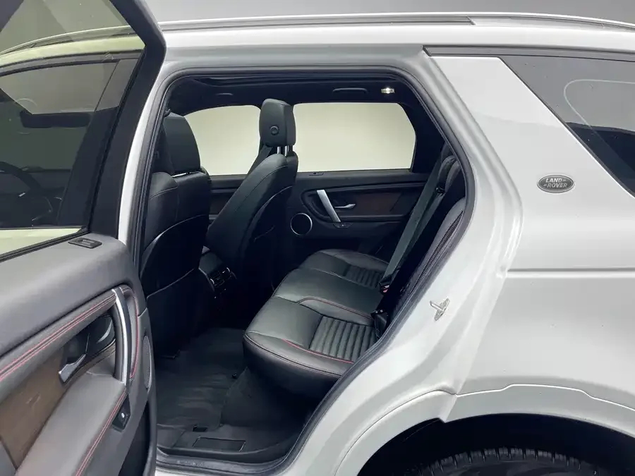 Land Rover Pre-owned Discovery Sports Discovery Sport 2022 249PS R-Dynamic S Performance Edition 5 Seaters 2023 — миниатюра 3