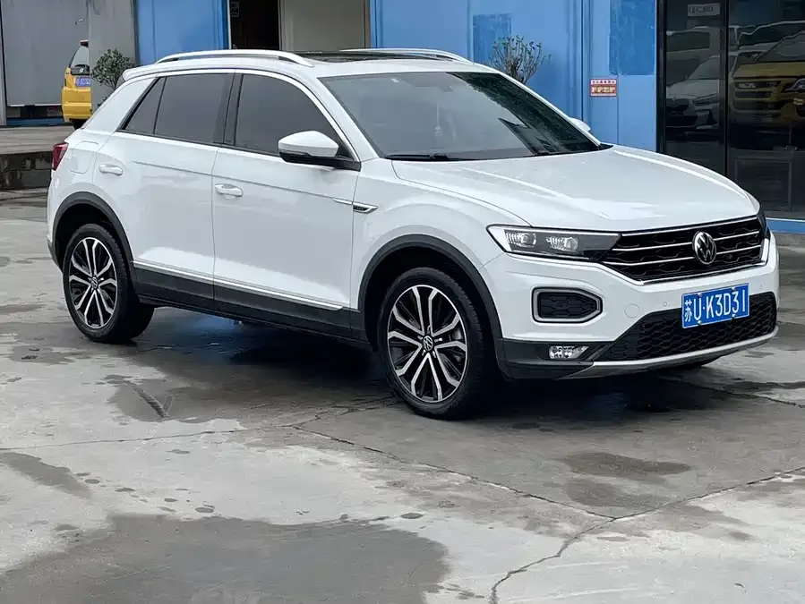 Volkswagen T-ROC T-ROC 2021 280TSI DSG four-wheel drive luxury smart connected version 2022 — миниатюра 3