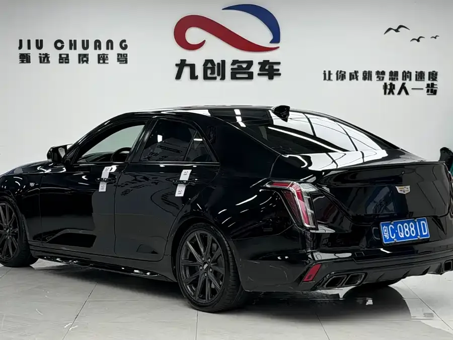Cadillac CT4 2023 28T Premium Model 2023 — миниатюра 4