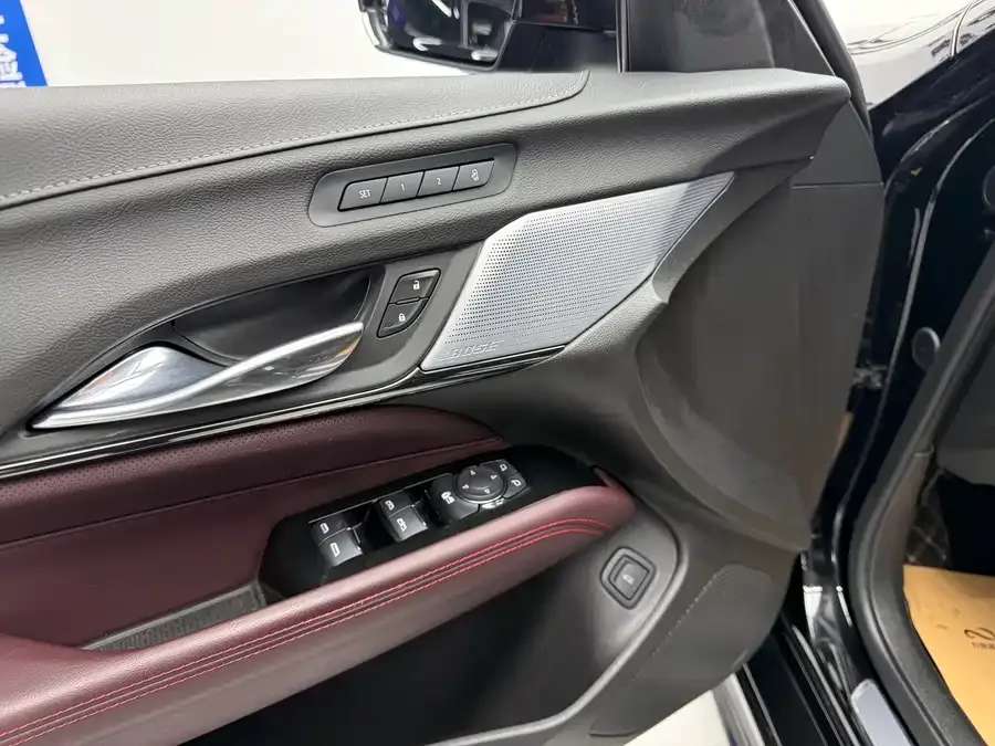 Cadillac CT4 2023 28T Premium Model 2023 — миниатюра 5
