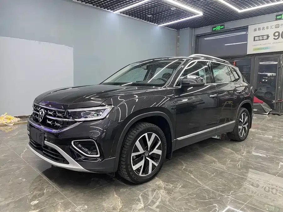 Volkswagen Tayron Tanyue 2023 280TSI 2WD Luxury Plus Advanced Edition 2023 — фото 1, купить с доставкой в Москву