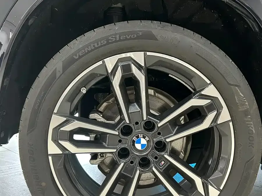 BMW X1 2026 sDrive25Li M Sport Package 2026 — миниатюра 3