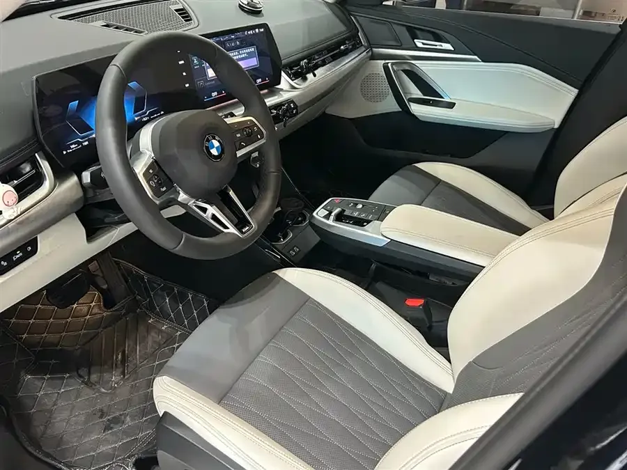 BMW X1 2026 sDrive25Li M Sport Package 2026 — миниатюра 4