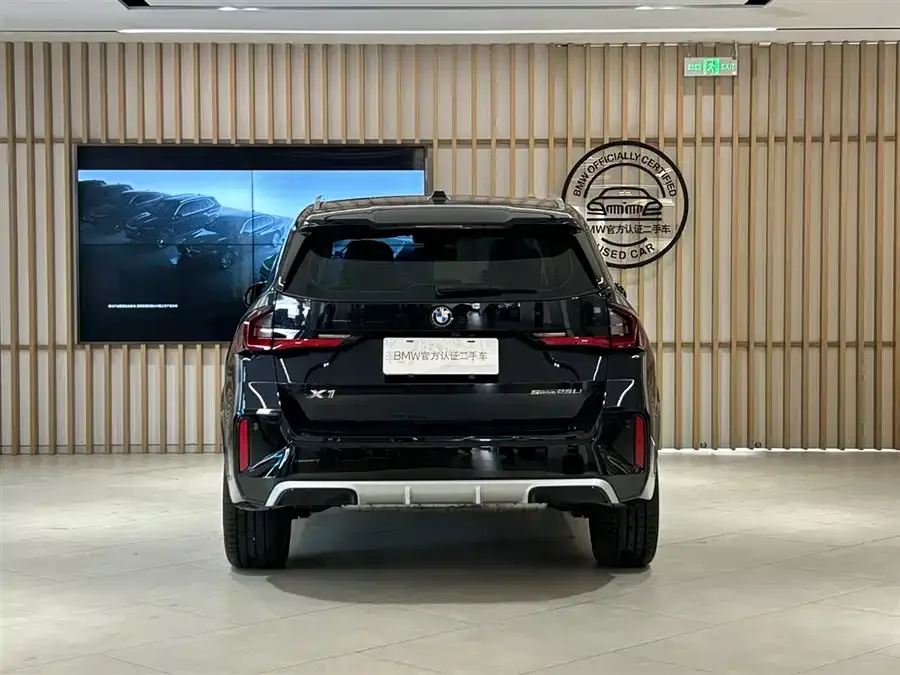 BMW X1 2026 sDrive25Li M Sport Package 2026 — миниатюра 5