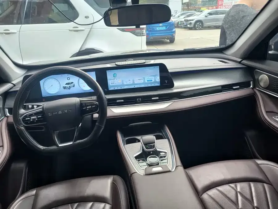 Chery Tiggo 8 PLUS Tiggo 8 PLUS 2024 Champion Edition 290TGDI DCT Luxury Edition 7 Seaters 2024 — миниатюра 2