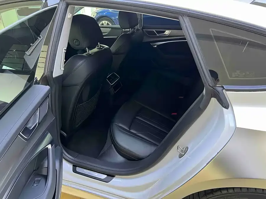Audi A7 2022 45 TFSI Premium Edition 2022 — миниатюра 2