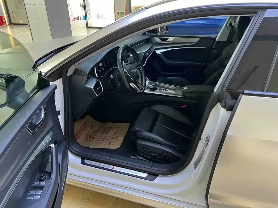 Audi A7 2022 45 TFSI Premium Edition 2022 — миниатюра 4