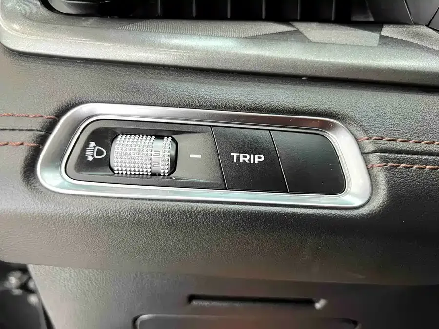 Geely Vision X6 Vision X6 2021 PRO 1.4T Automatic Premium Edition 2022 — миниатюра 3